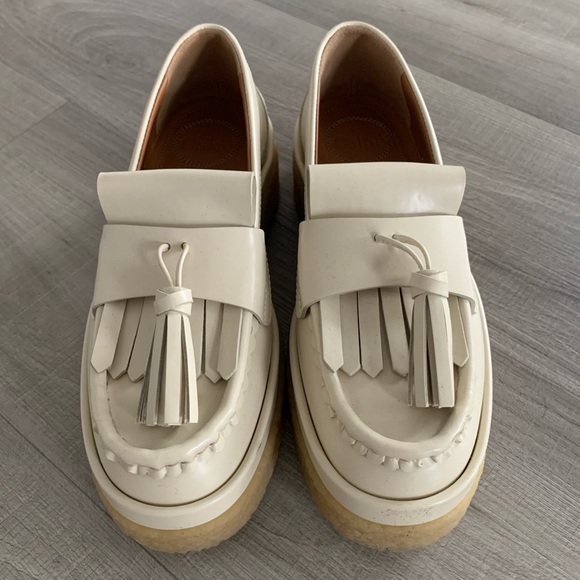 Chloe Beige Leather Loafers (Size 6) - Picture 2 of 9